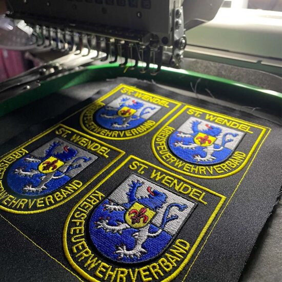 BESTICKTE PATCHES